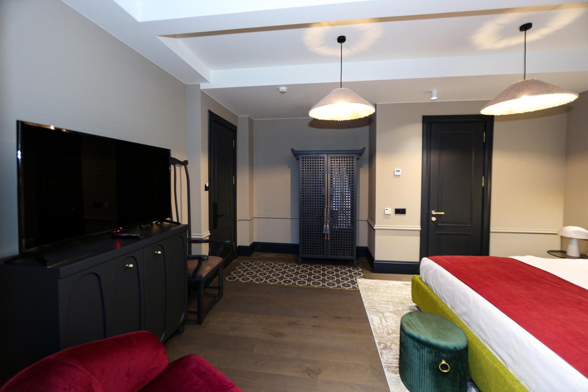 Hotel Retro Batumi Luaran gambar