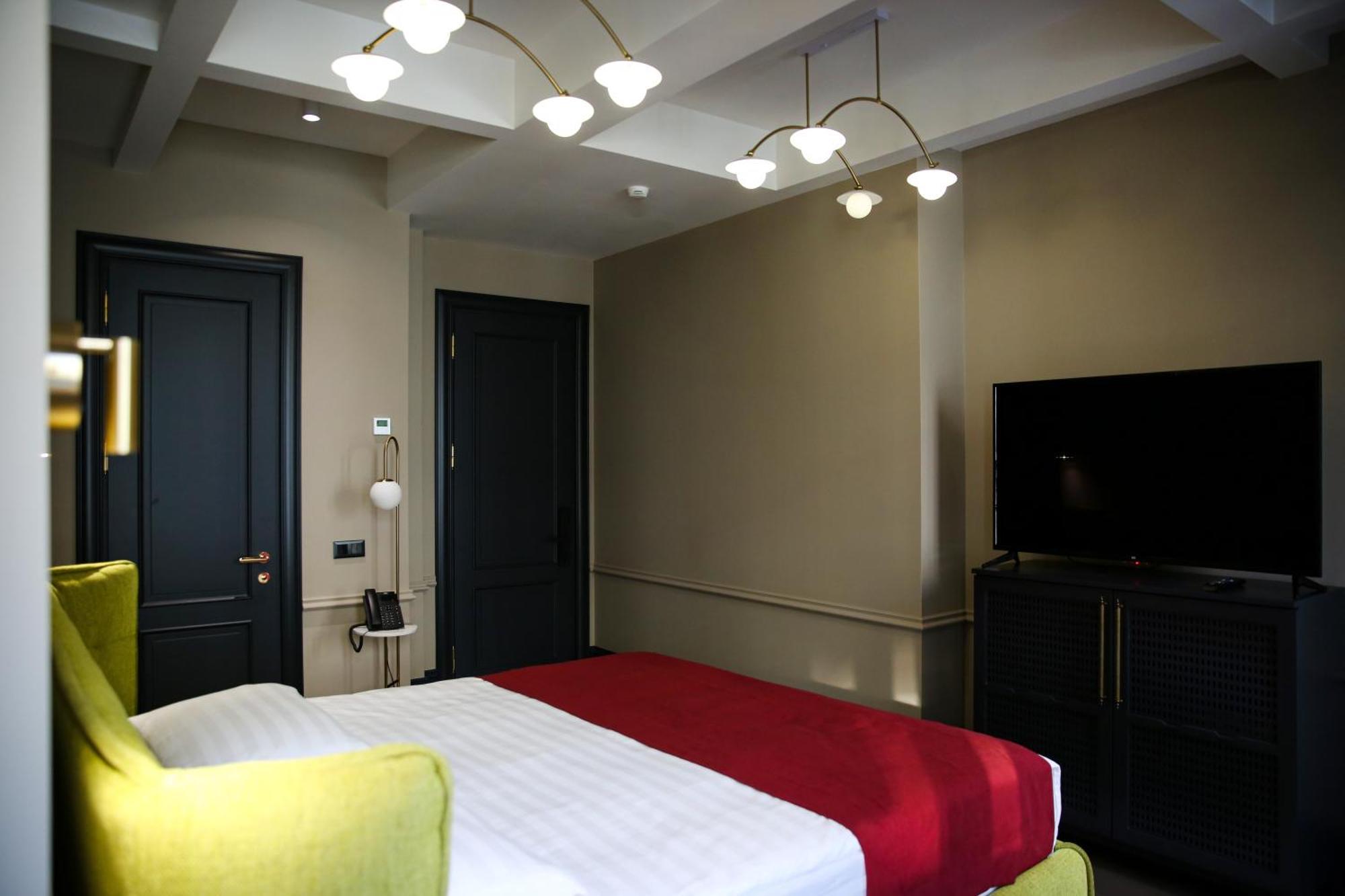 Hotel Retro Batumi Luaran gambar