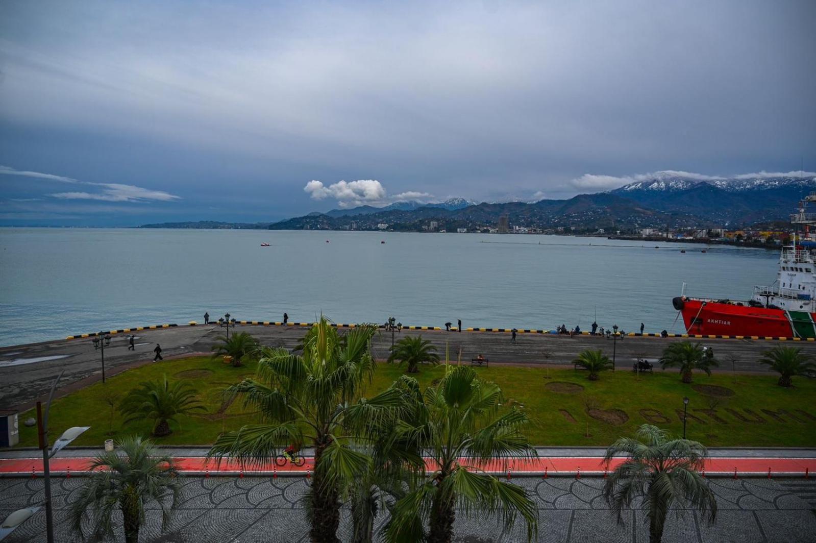 Hotel Retro Batumi Luaran gambar