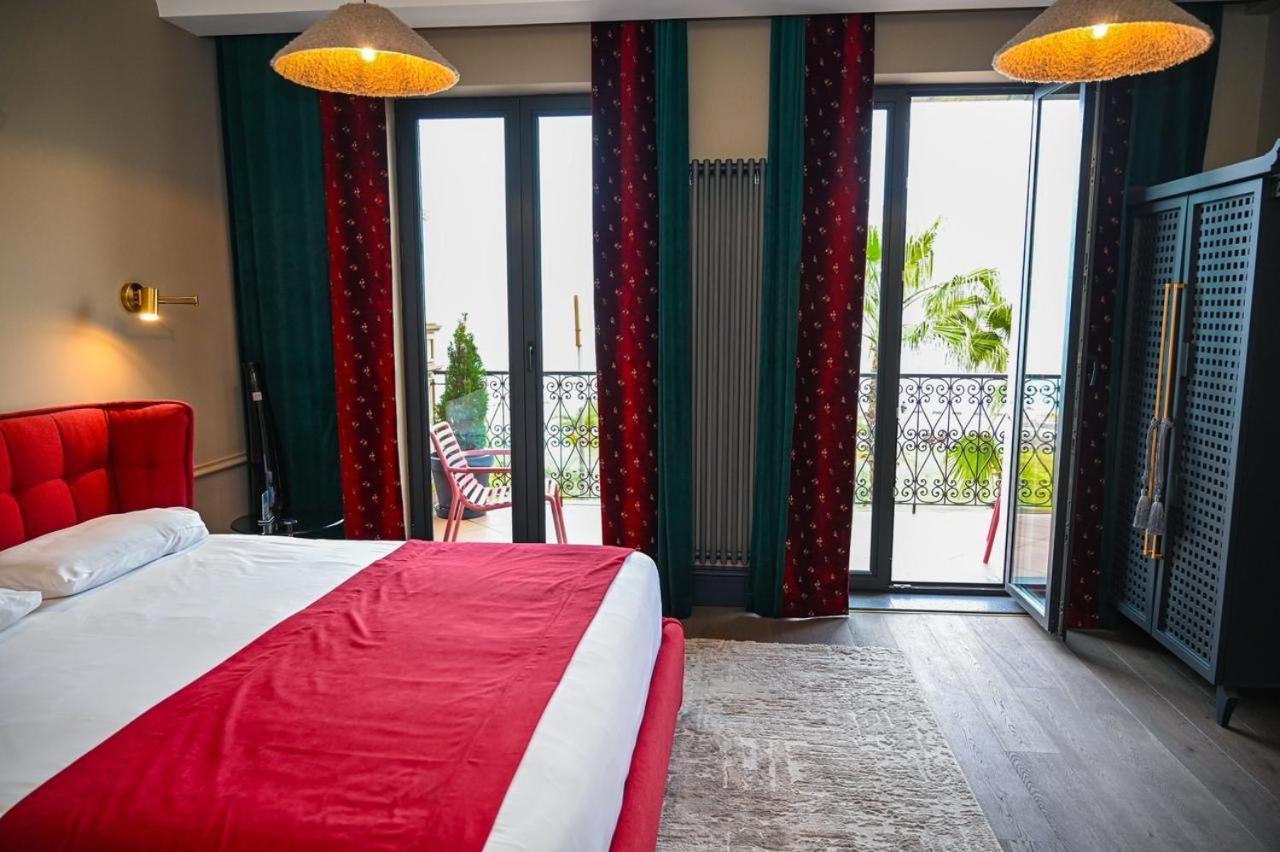 Hotel Retro Batumi Luaran gambar