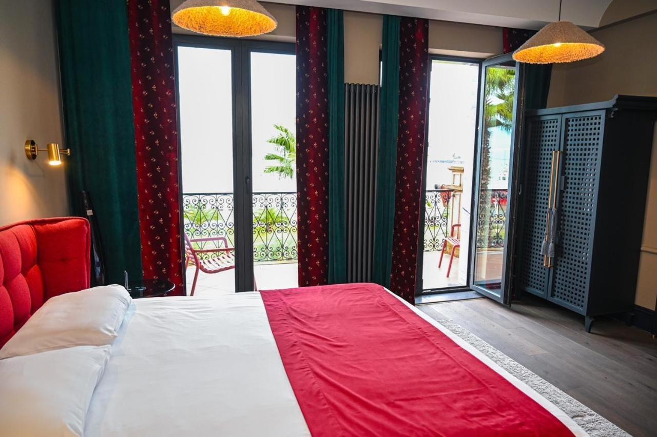 Hotel Retro Batumi Luaran gambar