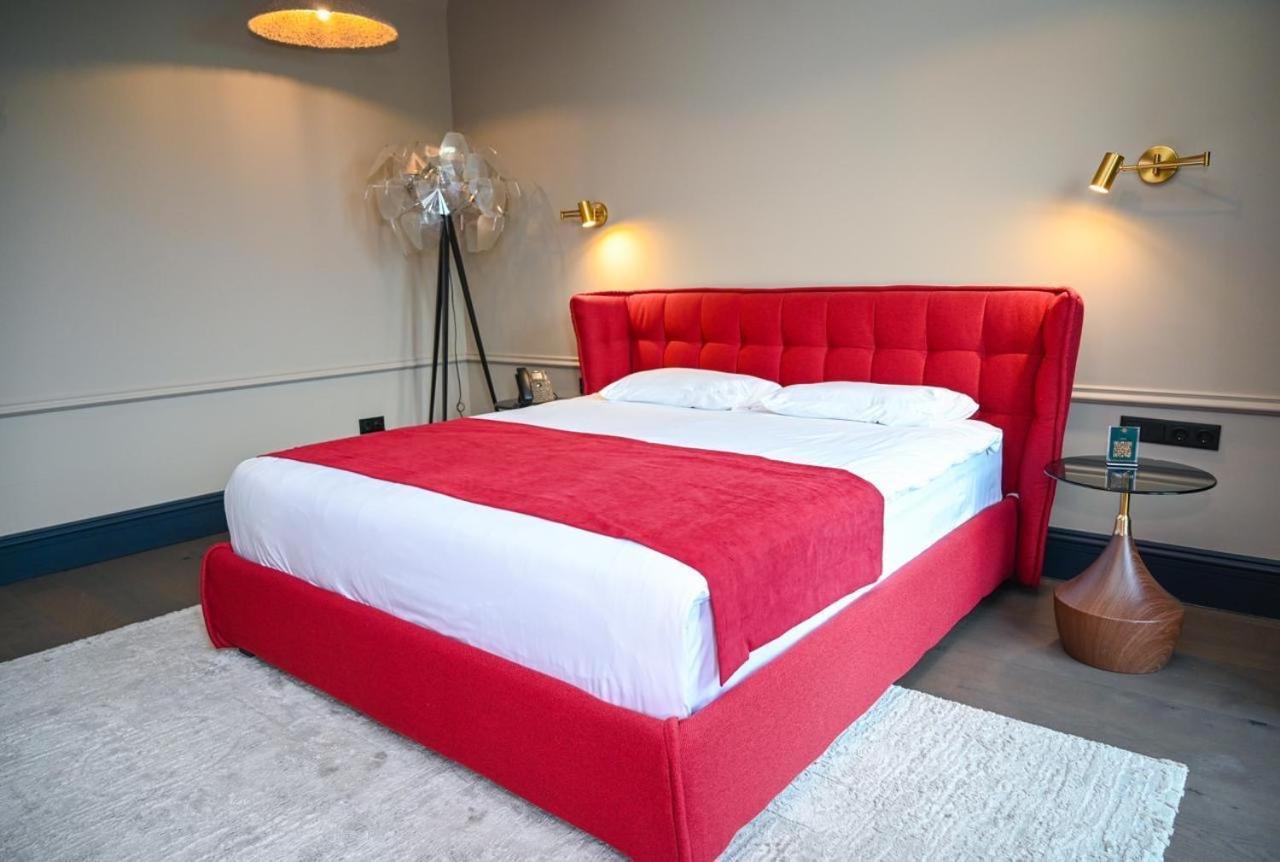 Hotel Retro Batumi Luaran gambar