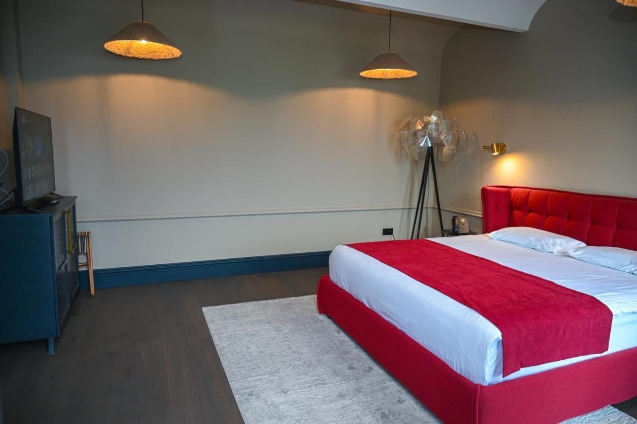 Hotel Retro Batumi Luaran gambar