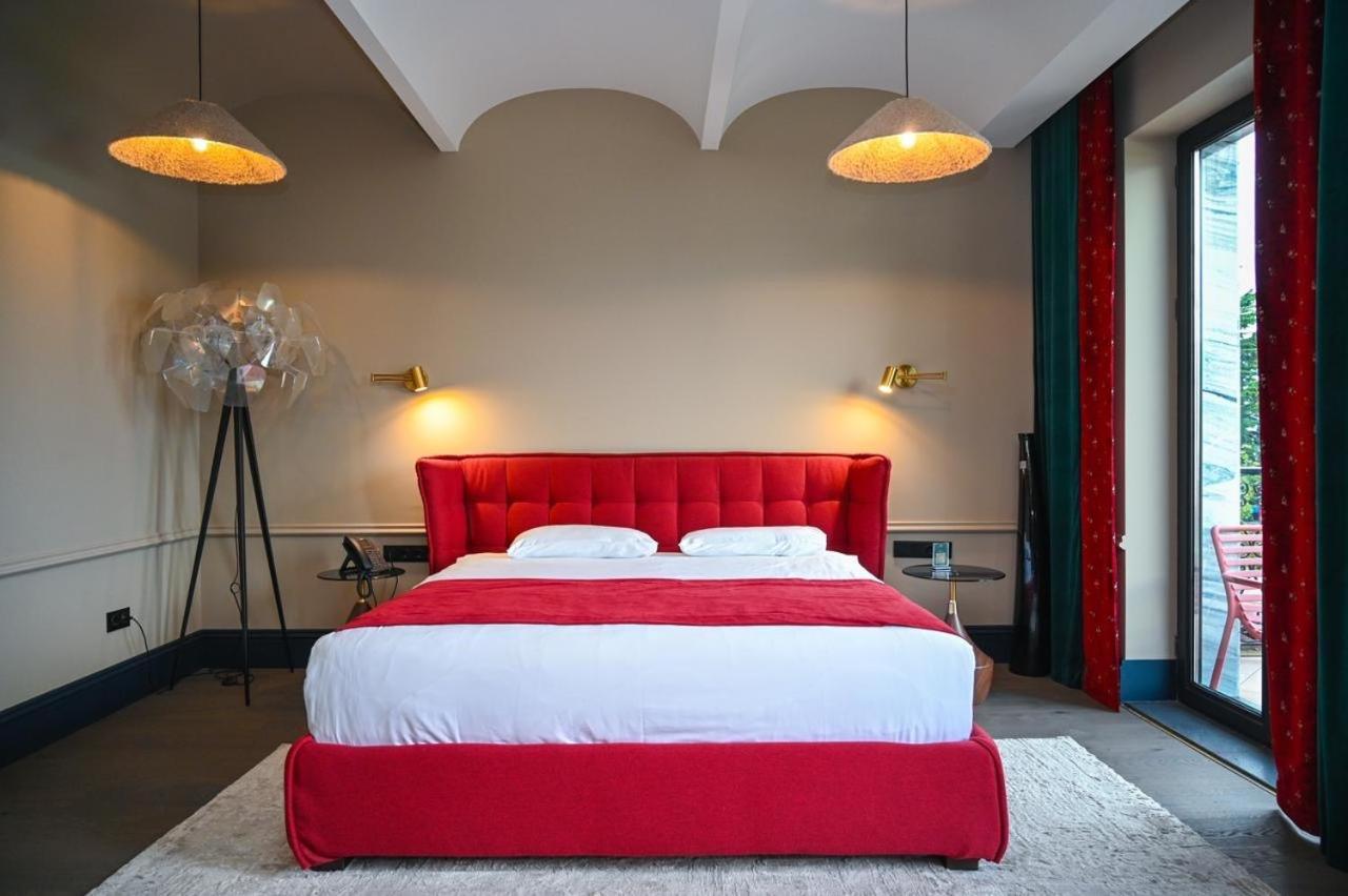 Hotel Retro Batumi Luaran gambar